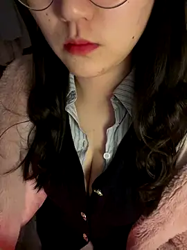 ruiki666 online show from 12-18-25, 04:57