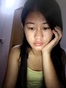 luy-xinh02 online show from 10-08-25, 09:56