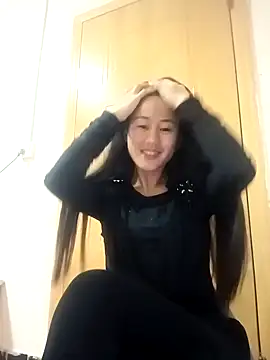 luy-xinh02 online show from 11-13-25, 11:42