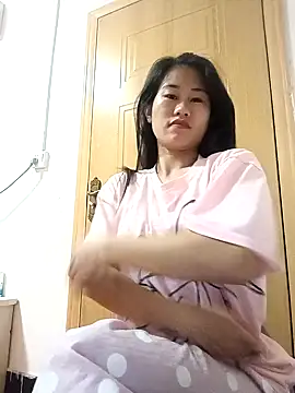 luy-xinh02 online show from 11-14-25, 02:16