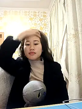 luy-xinh02 online show from 11-30-25, 10:19