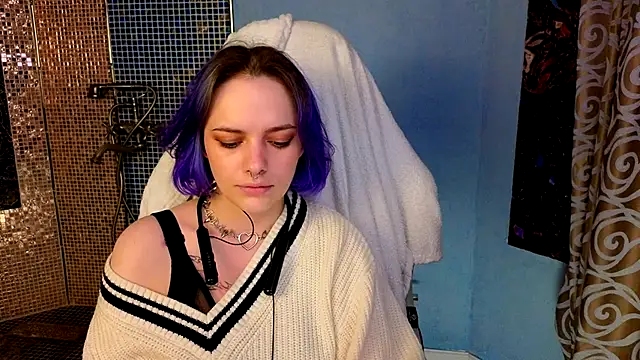 Snapshot of Eniferi chatting on 12-02-25, 11:26 Eniferi online show from 12-02-25, 11:26