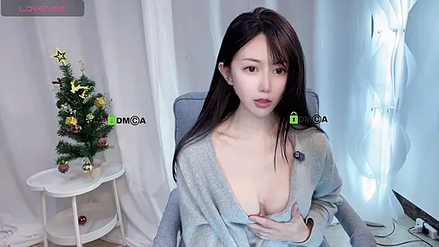 Snapshot of Sofia-168 chatting on 12-15-25, 04:44 Sofia-168 online show from 12-15-25, 04:44