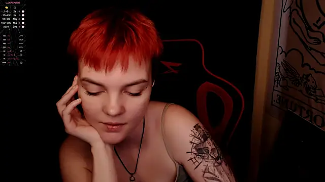 Snapshot of KrisNeal chatting on 11-05-25, 10:04 KrisNeal online show from 11-05-25, 10:04