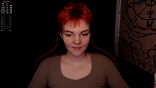 Snapshot of KrisNeal chatting on 11-08-25, 09:31 KrisNeal online show from 11-08-25, 09:31