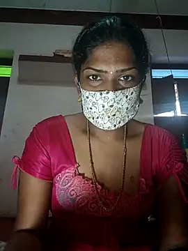 Snapshot of Tamil_Kavitha chatting on 10-20-25, 05:41 Tamil Kavitha online show from 10-20-25, 05:41