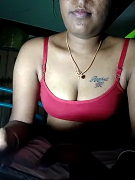 Snapshot of Tamil_Kavitha chatting on 02-20-26, 06:10 Tamil Kavitha online show from 02-20-26, 06:10