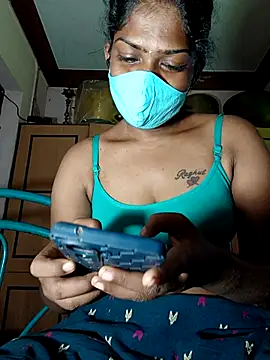 Snapshot of Tamil_Kavitha chatting on 03-26-26, 06:52 Tamil Kavitha online show from 03-26-26, 06:52