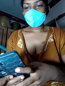 Snapshot of Tamil_Kavitha chatting on 03-30-26, 05:14 Tamil Kavitha online show from 03-30-26, 05:14