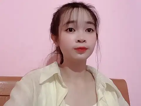 Snapshot of Suna7383 chatting on 10-04-25, 05:11 Suna7383 online show from 10-04-25, 05:11