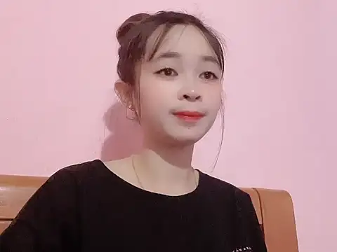 Snapshot of Suna7383 chatting on 10-23-25, 05:23 Suna7383 online show from 10-23-25, 05:23