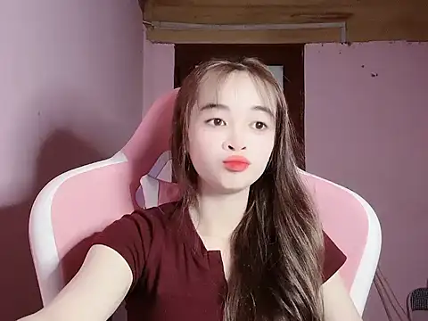 Snapshot of Suna7383 chatting on 11-24-25, 03:12 Suna7383 online show from 11-24-25, 03:12