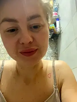 MartaLuna  online show from 11-22-25, 09:14