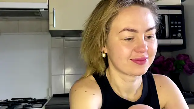 MartaLuna  online show from 03-06-26, 09:06