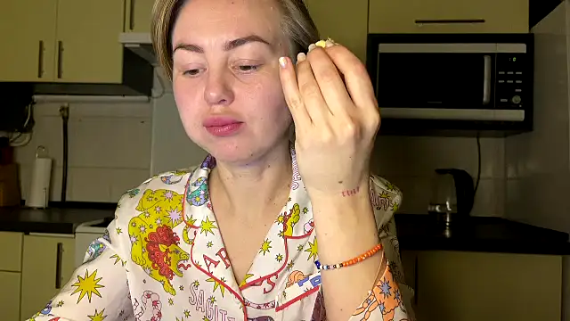 MartaLuna  online show from 03-23-26, 10:25