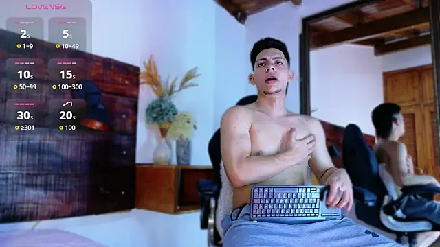 Snapshot of JhosuaVega chatting on 02-11-26, 01:32 JhosuaVega online show from 02-11-26, 01:32