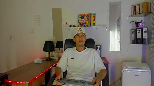 xxKamadevaxx online show from 11-19-25, 12:49