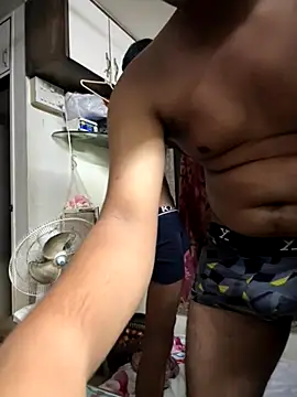 Snapshot of engineerboy14 chatting on 10-24-25, 08:22 engineerboy14 online show from 10-24-25, 08:22