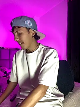 NaytonFreeman online show from 10-20-25, 11:38