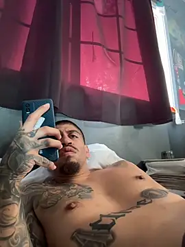 busnfatnutsLildee online show from 11-25-25, 05:13