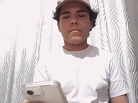 Snapshot of kjesusd12 chatting on 10-01-25, 09:21 kjesusd12 online show from 10-01-25, 09:21