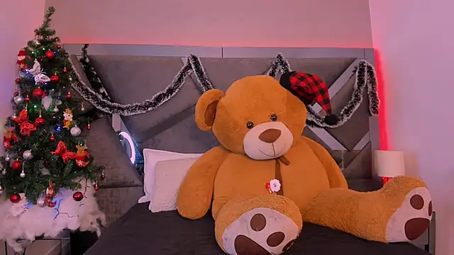 Snapshot of MariaFlowers chatting on 12-01-25, 06:57 MariaFlowers online show from 12-01-25, 06:57