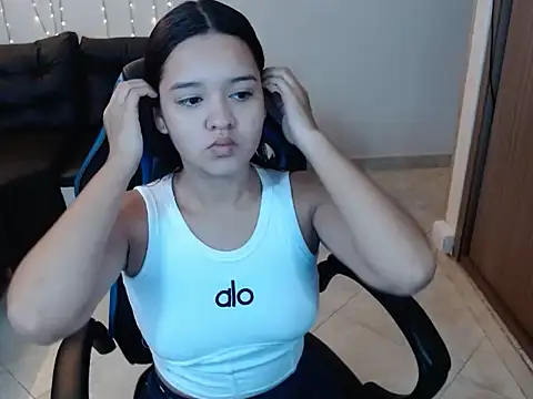 sarai mv1 online show from 10-18-25, 11:33