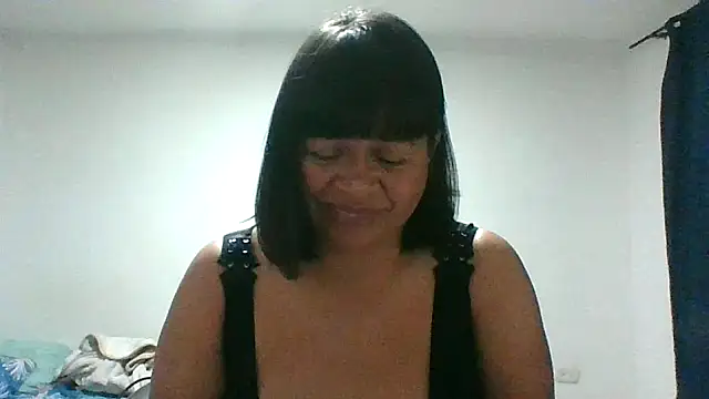 adri89-g online show from 02-24-26, 09:40