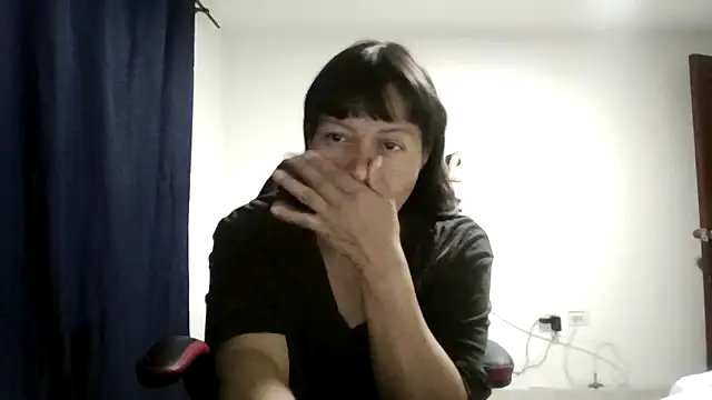 adri89-g online show from 06-19-26, 04:06