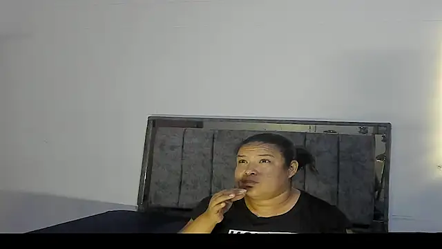 Snapshot of morenita_sexlove chatting on 02-15-26, 07:10 morenita sexlove online show from 02-15-26, 07:10