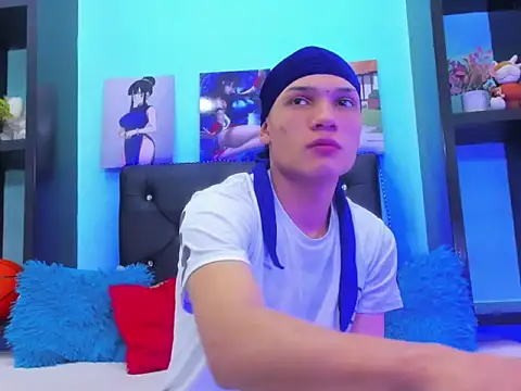 Snapshot of EL_VENEZOLANO_22CM chatting on 09-16-25, 05:30 EL VENEZOLANO 22CM online show from 09-16-25, 05:30