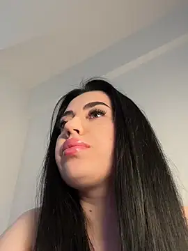 Snapshot of Andrestarr chatting on 02-10-26, 11:47 Andrestarr online show from 02-10-26, 11:47