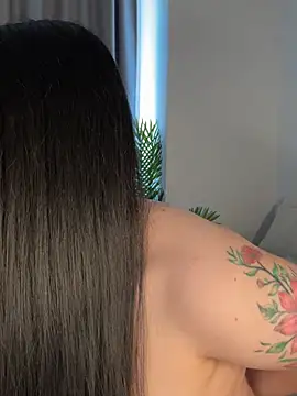 Snapshot of Andrestarr chatting on 02-27-26, 11:43 Andrestarr online show from 02-27-26, 11:43