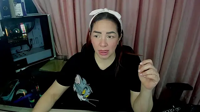 alexiaystive3 online show from 10-11-25, 03:10