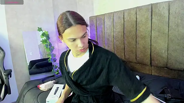 Almaazz online show from 10-21-25, 08:53