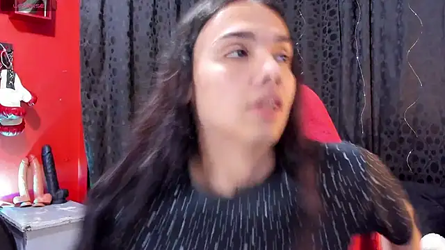 Snapshot of Almaazz chatting on 06-16-26, 07:38 Almaazz online show from 06-16-26, 07:38