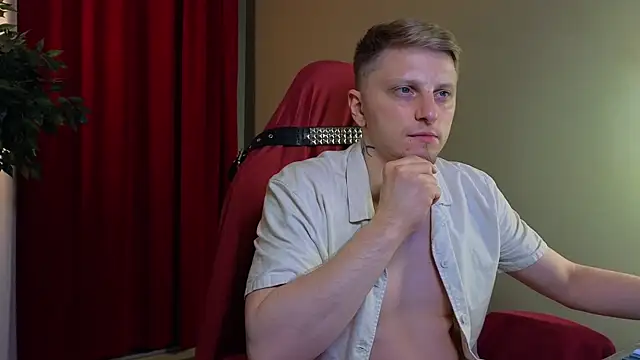 Snapshot of Vincent_Hardman chatting on 11-20-25, 08:08 Vincent Hardman online show from 11-20-25, 08:08