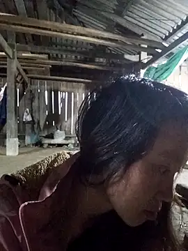 Snapshot of bonnie-00 chatting on 12-01-25, 11:21 bonnie-00 online show from 12-01-25, 11:21