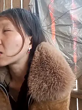 Snapshot of bonnie-00 chatting on 12-04-25, 04:11 bonnie-00 online show from 12-04-25, 04:11