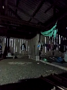 Snapshot of bonnie-00 chatting on 12-22-25, 11:24 bonnie-00 online show from 12-22-25, 11:24