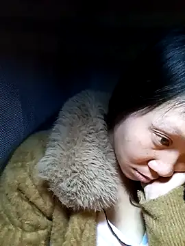 Snapshot of bonnie-00 chatting on 01-06-26, 02:43 bonnie-00 online show from 01-06-26, 02:43