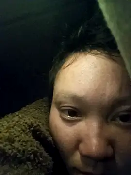 Snapshot of bonnie-00 chatting on 01-14-26, 03:39 bonnie-00 online show from 01-14-26, 03:39