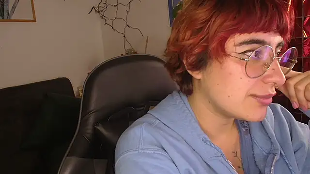 Miacatsito3 online show from 02-20-26, 06:26