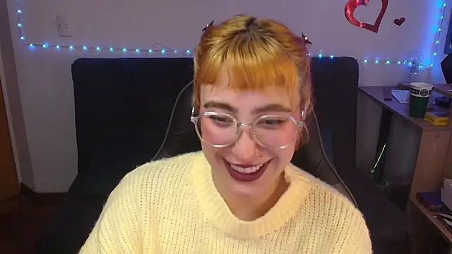 Snapshot of Miacatsito3 chatting on 06-24-26, 09:03 Miacatsito3 online show from 06-24-26, 09:03
