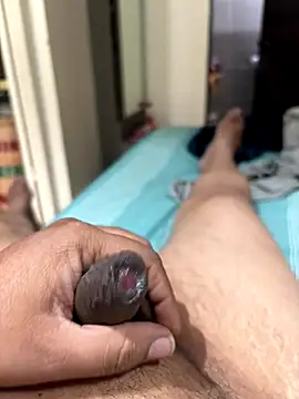 Snapshot of Adityashivani_143 chatting on 11-15-25, 05:05 Adityashivani 143 online show from 11-15-25, 05:05