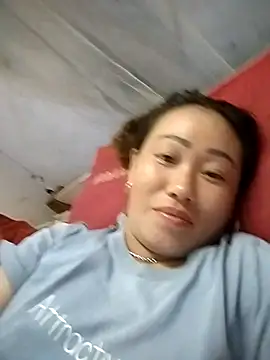 Snapshot of Dung_x chatting on 09-14-25, 02:16 Dung x online show from 09-14-25, 02:16