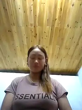 Snapshot of Dung_x chatting on 10-14-25, 01:12 Dung x online show from 10-14-25, 01:12