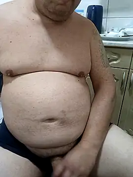 Snapshot of narrowboy chatting on 09-25-25, 12:31 narrowboy online show from 09-25-25, 12:31