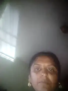 Snapshot of Sowjanya-telugu chatting on 09-24-25, 03:37 Sowjanya-telugu online show from 09-24-25, 03:37