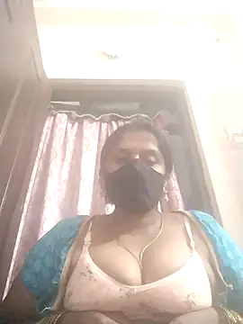 Snapshot of Sowjanya-telugu chatting on 10-01-25, 01:00 Sowjanya-telugu online show from 10-01-25, 01:00